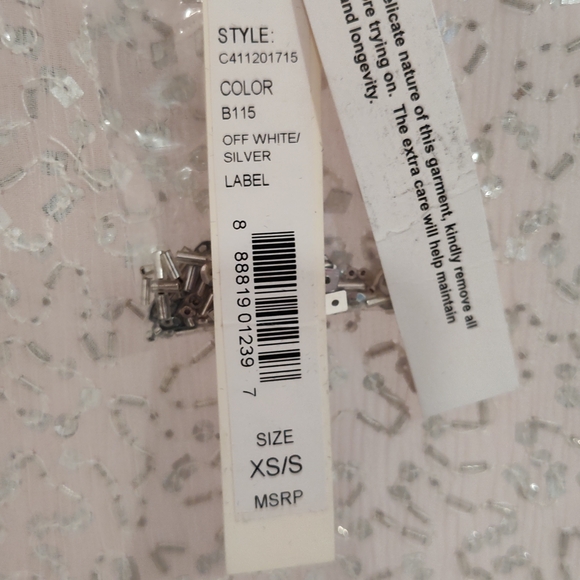 Silver Sequin Shawl - Picture 3 of 4